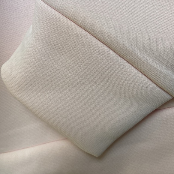 077 Under Armour Pink Hoodie - Picture 5 of 7